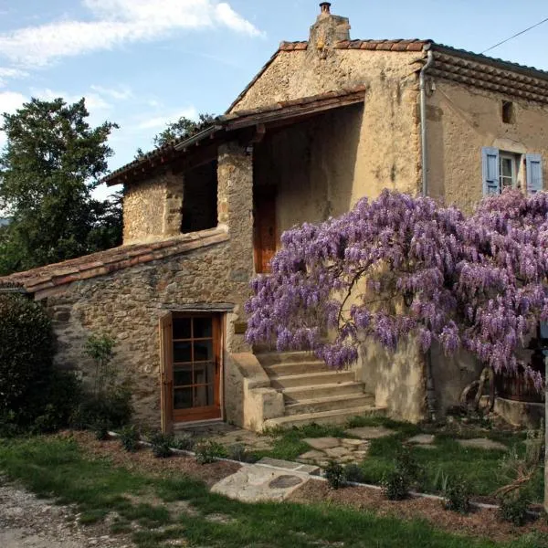 Touroulet, hotel di Suze
