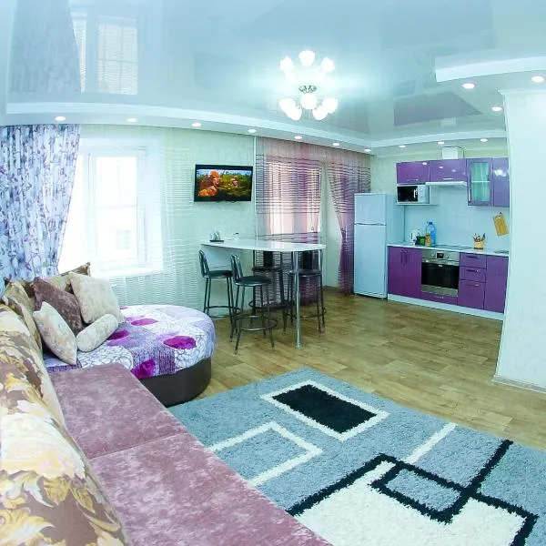 ApartLux on Republic Square, hotel di Gorno-Ulʼbinka