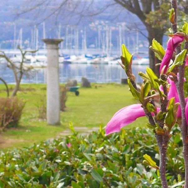 The Gulf Villa - Lago Maggiore, khách sạn ở  Monvalle 