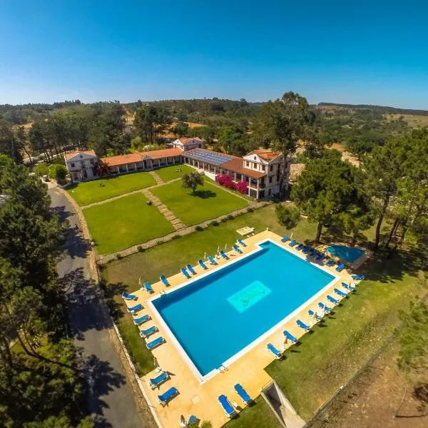 Odeceixe Bungalow-Parque de Campismo Sao Miguel, hotel en Odeceixe