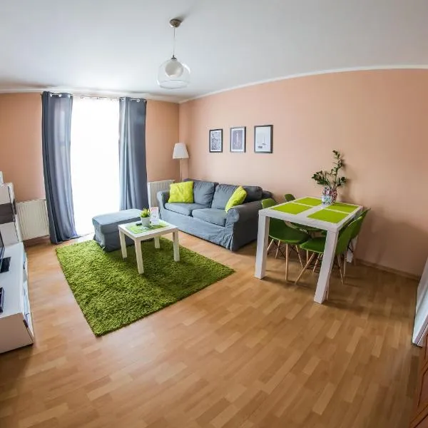 Apartament Zwycięstwa، فندق في Cieszyn