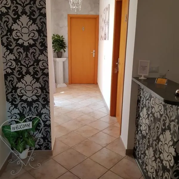 B&B Dimora del centro, отель в Скалее