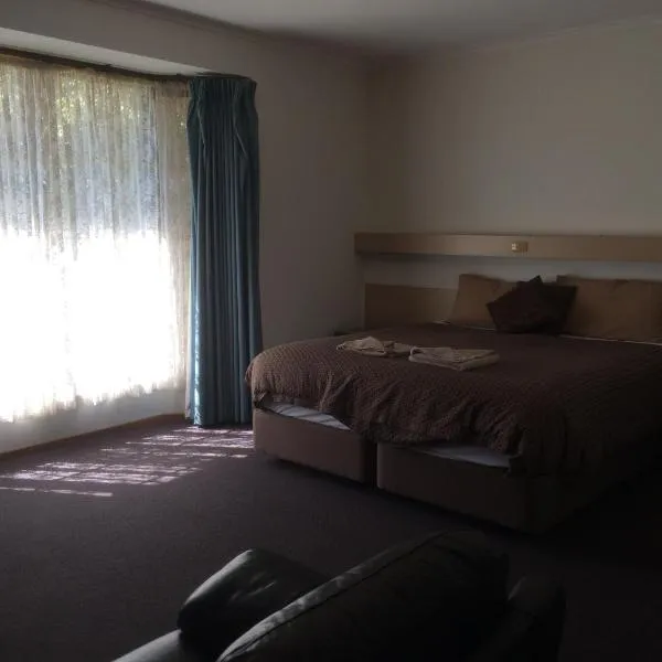 Ambassador Motor Inn, hotel i Ballarat