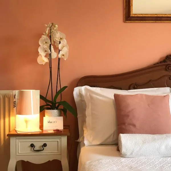 Moonlight- Bedbluesky, hotel in Perinaldo