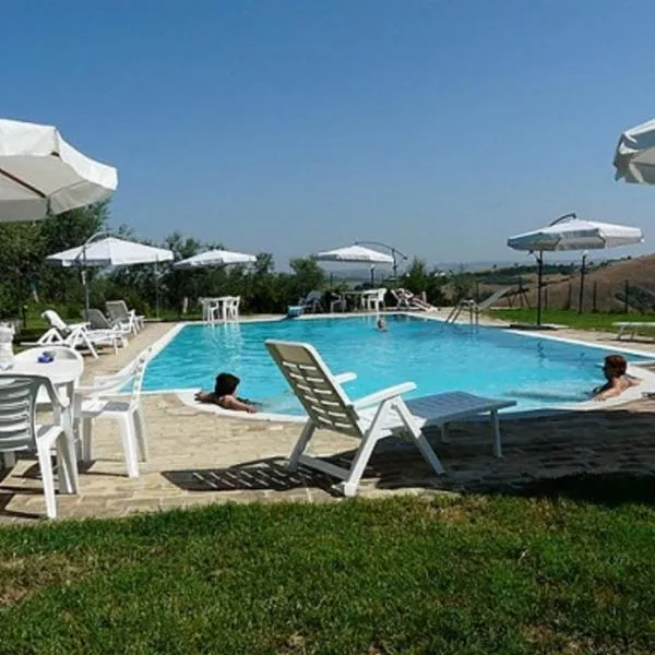 Agriturismo Il Portico, hotel v destinaci Penne