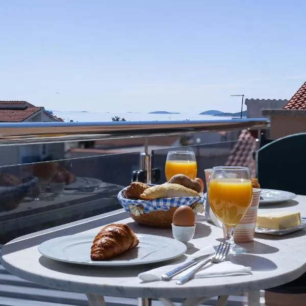 Apartments Valentino, Hotel in Vodice