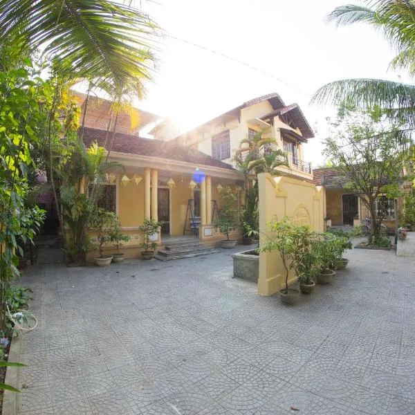 Le Robinet Homestay, hotel in Hue