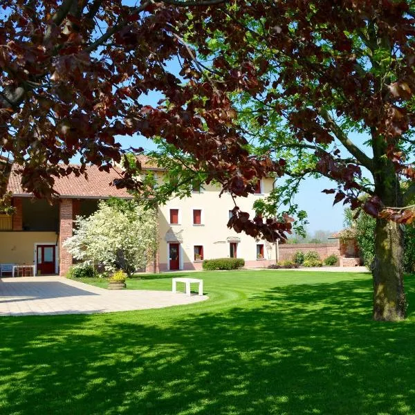 Agriturismo Borgo Tecla, хотел в Rosà