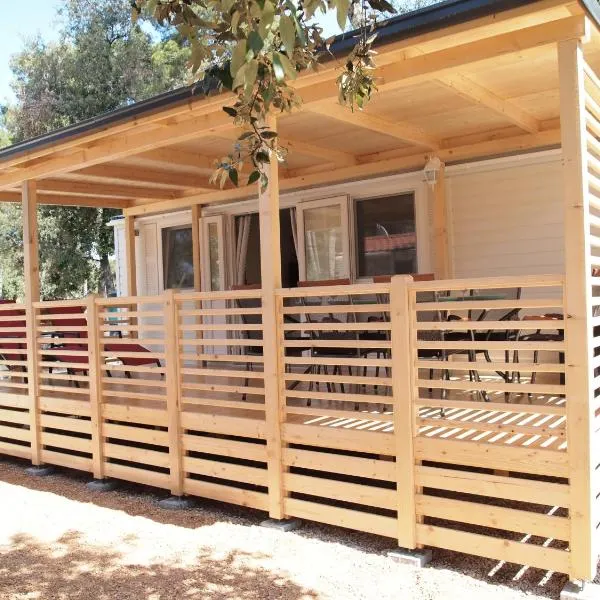 Mobile Home Heaven Biograd, hotel en Biograd na Moru