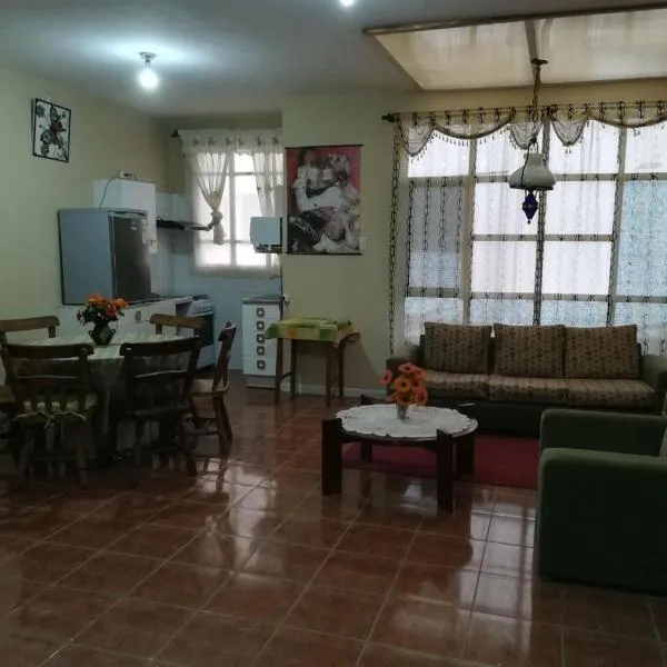 Apartamento Golden, hotel in Colcapirhua