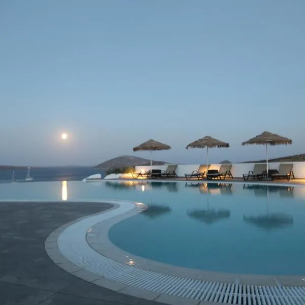 Castellano Village, hotel v destinaci Analipsi