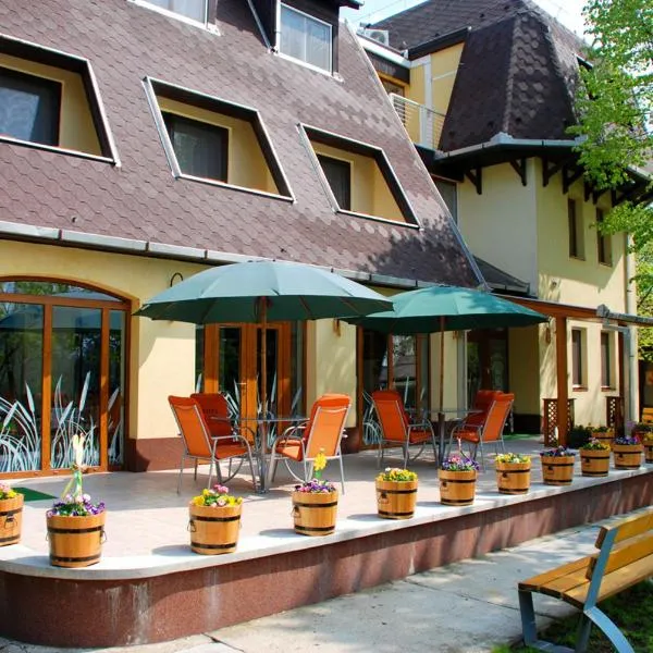 Hotel Flóra**, Hotel in Orosháza