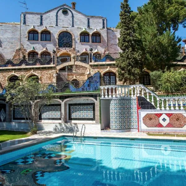Apartamentos Gaudi Style, hotell i Estivella