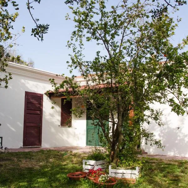 Residence Cort'e Accas, hotel v destinaci Bari Sardo