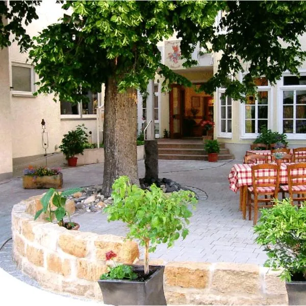 Zur schönen Schnitterin, hotel v destinaci Bad Staffelstein