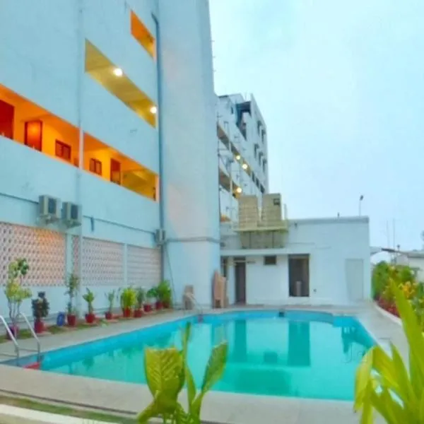 Sivaranjani Hotel โรงแรมในโฮซูร์