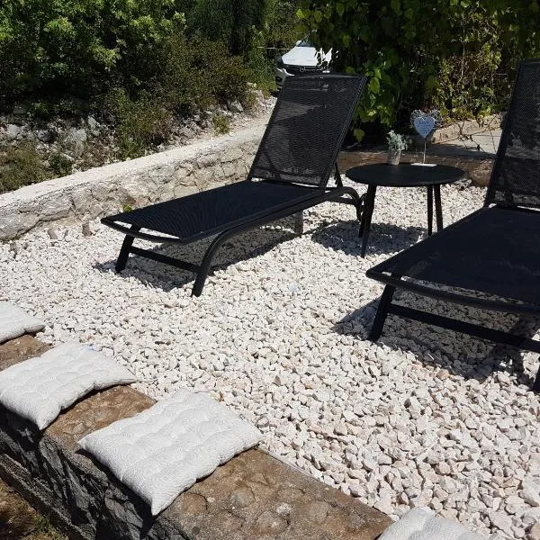 Rafael, hotel in Okrug Gornji