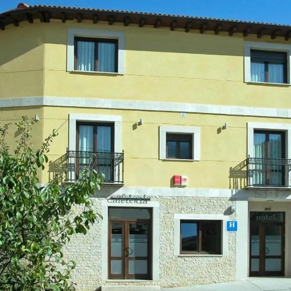 Hotel Brezales, hotel em Hontoria del Pinar