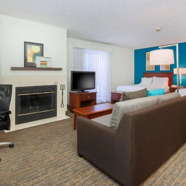 Hawthorn Suites by Wyndham Tinton Falls, hotel v destinaci Tinton Falls