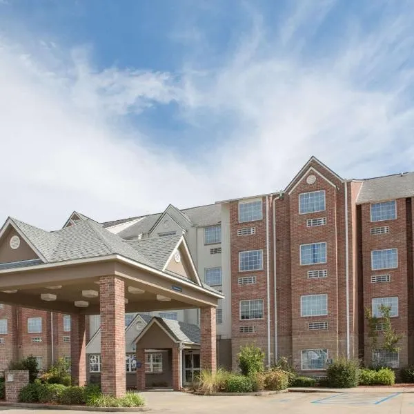 Microtel Inn & Suites by Wyndham Hattiesburg, khách sạn ở Hattiesburg