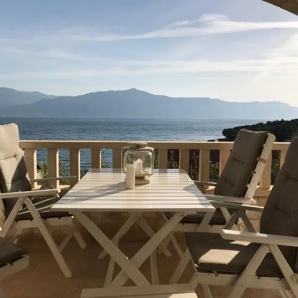 Beach apartmant, hotel in Postira