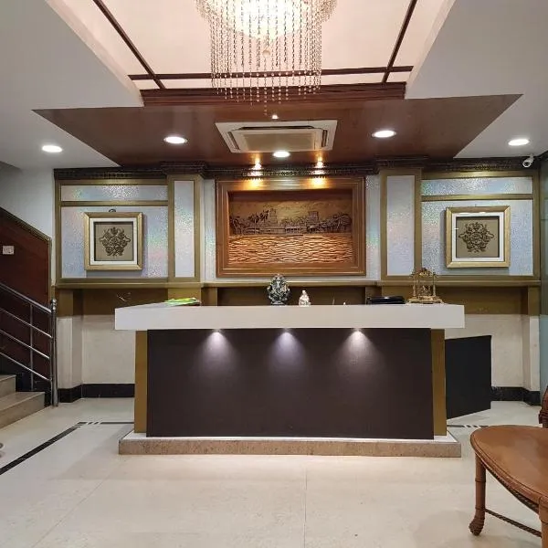 Hotel Subhalakshmi Palace, hotel v destinaci Karaikkudi