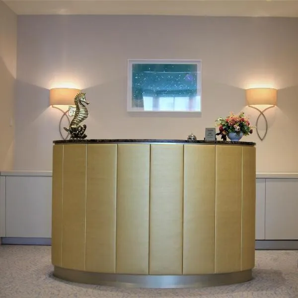 Sea Spray Hotel, hotel v destinaci Brighton & Hove