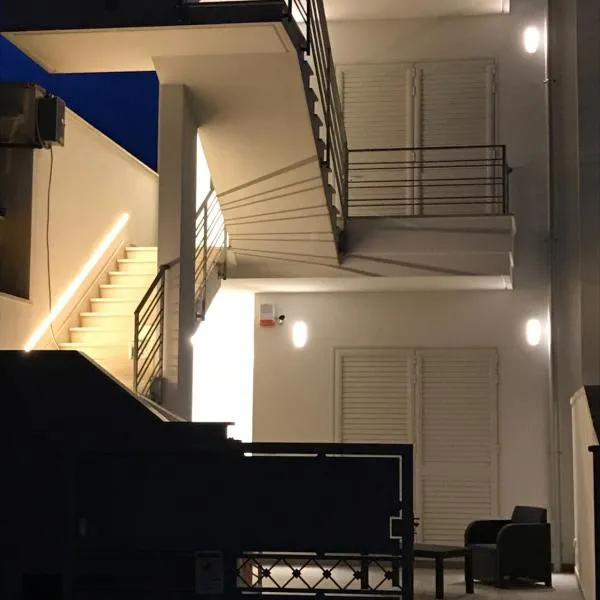 Al Ponte, hotel a Torre Lapillo