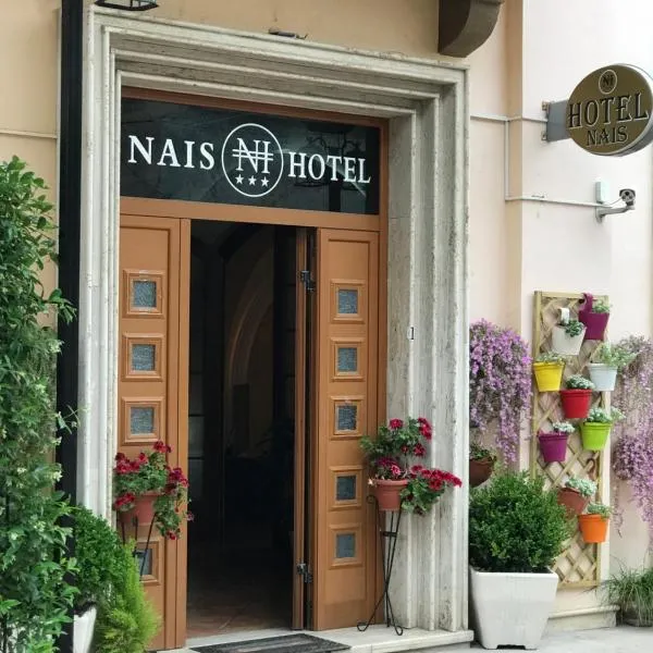 Hotel Nais、ドゥラスのホテル
