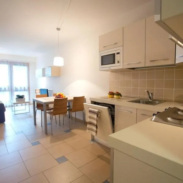 Lacroma Aparthotel, hotel v destinaci Grado