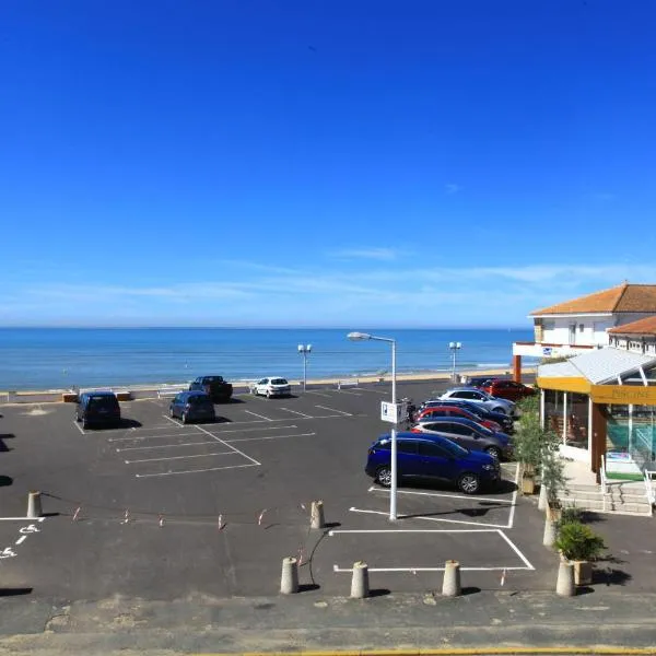 Hotel Les Dunes, hotel in La Tranche-sur-Mer