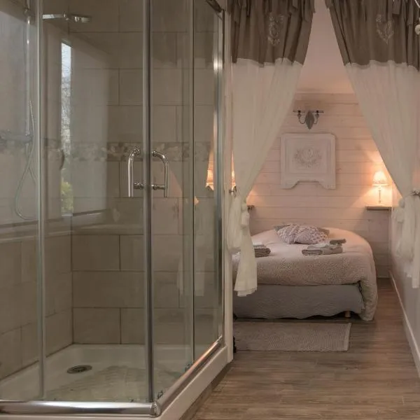 Les Trois Roses, hotel v destinaci Abbeville