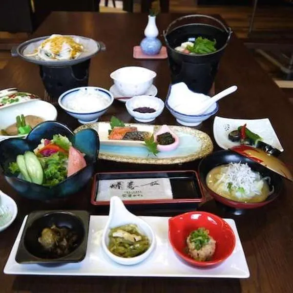 萨卡埃亚​​酒店，位于天童市的酒店