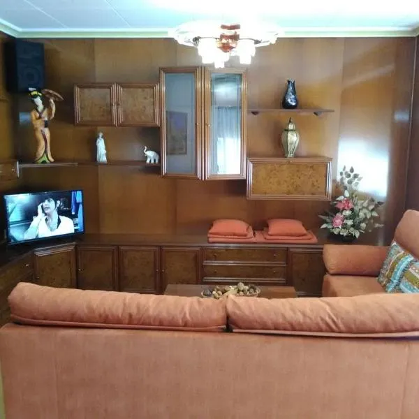 Excelente apartamento 3 hab, отель в городе Навас-Дде-Сан-Хуан