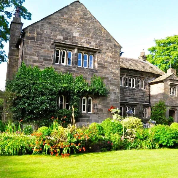 Hurstwood Hall, hotel in Rossendale