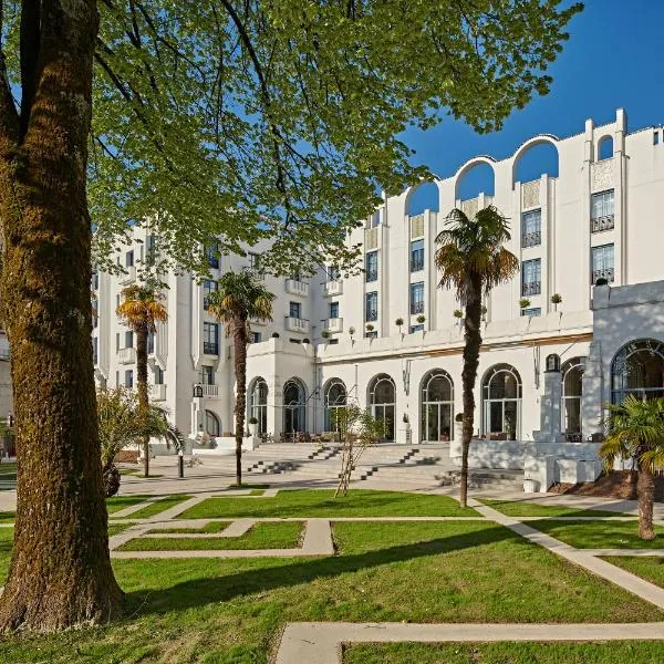 Hotel & Spa Vacances Bleues Le Splendid, hotel in Dax