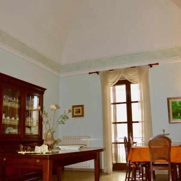 Vignacastrisi में, होटल Suites Piazza Umberto