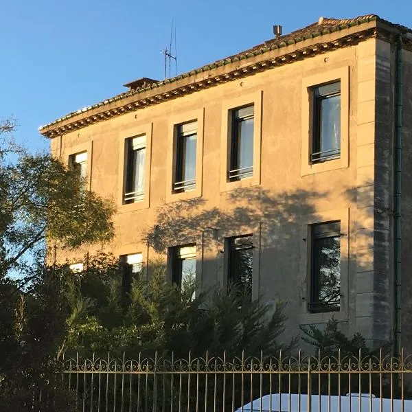 villa du chai studio pyrénées, hotel u gradu Lézignan-Corbières