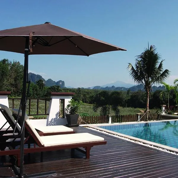 Leelawadee Garden Resort, hotel in Ao Nam Mao