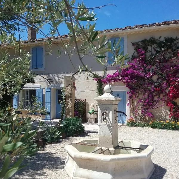 Mas des Bougainvillees, hotel en Sernhac