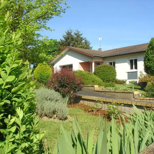 Chambre d'hôtes Bellevue, hôtel à Faye-lʼAbbesse