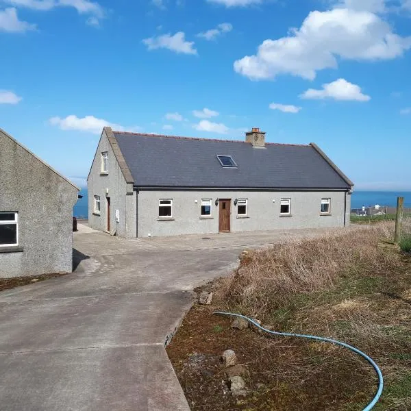 Red Bay Holiday Home, hótel í Cushendall