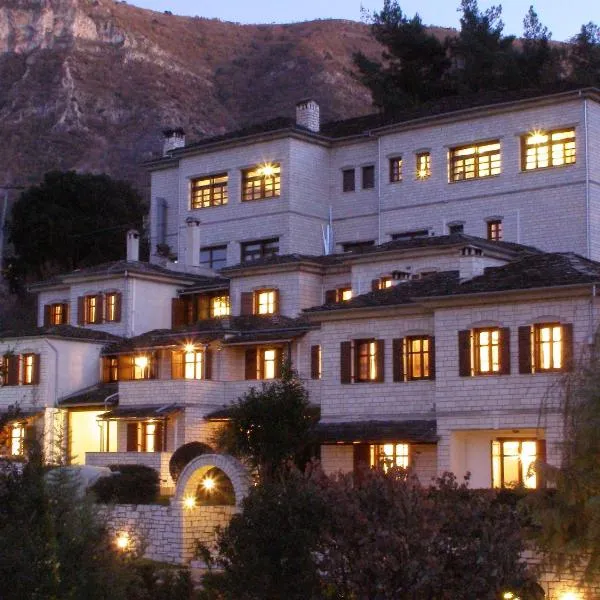 Hotel Taxiarches, hotel Arísztiben