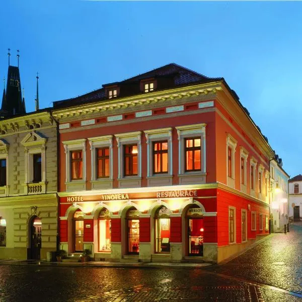 Hotel Merlot, hotel em Louny