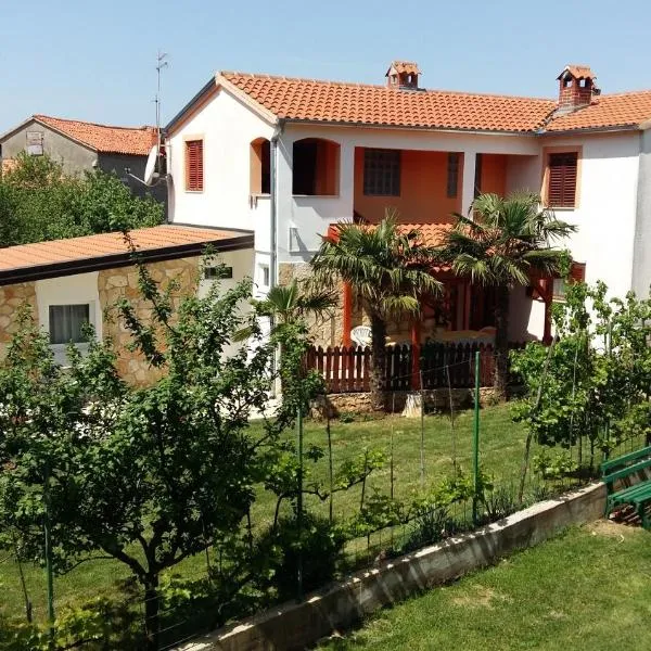 Apartment Marija, hotel in Kaldir