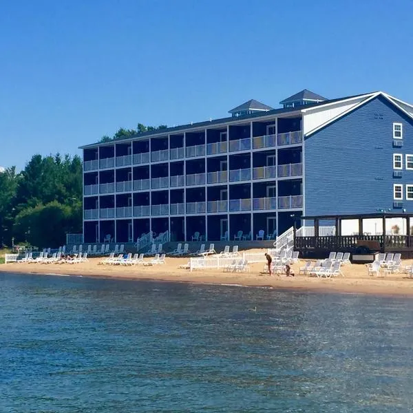 The Baywatch Resort, hotel v mestu Devils Elbow
