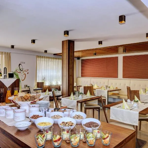 Garni Apparthotel St Valentin, hotel San Valentino alla Mutában