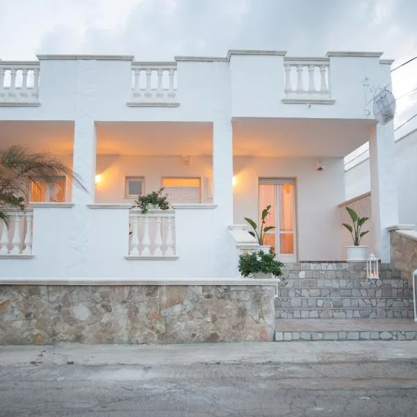 CORTE DELL'IMMACOLATA AL MARE, hotel v destinaci Marina di Mancaversa