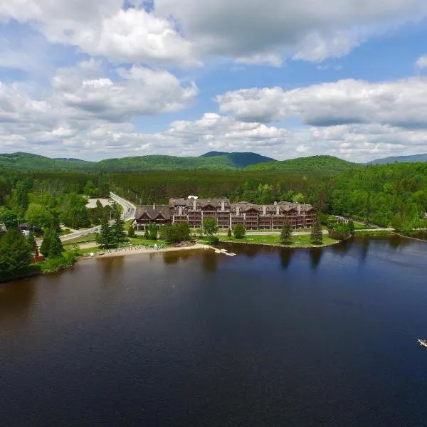 Le Grand Lodge Mont Tremblant, hôtel à La Conception