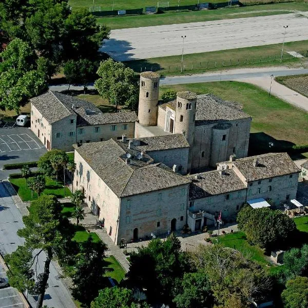 Hotel San Claudio, hotel v destinaci Corridonia